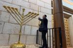 די חנוכה ליכטיגקייט אין מאסקעווע איז 'מוסיף והולך'