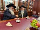 כ"ק אדמו"ר מלעלוב-ירושלים שליט"א טרעפט זיך מיט הרב בערל לאזאר שליט"א אין מאסקעווע 