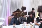 דומ"ץ קרית יואל ובני האדמו"ר מסקווירא בש"ב בבית קרעטשניף סיגעט-האניפאלי-נאדבורנא לינסק-נאפקאר