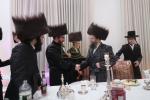 דומ"ץ קרית יואל ובני האדמו"ר מסקווירא בש"ב בבית קרעטשניף סיגעט-האניפאלי-נאדבורנא לינסק-נאפקאר