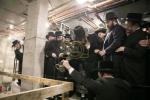    מעמד יציקת הבורות של בית המדרש החדש קהל יטב לב דסאטמאר שכונת ווערנאן וויליאמסבורג