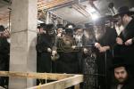    מעמד יציקת הבורות של בית המדרש החדש קהל יטב לב דסאטמאר שכונת ווערנאן וויליאמסבורג