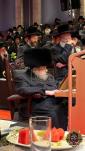 כ"ק אדמו"ר מבעלזא איז אריינגעקומען צום גרויסארטיגע מעמד קבלת פנים ליל שישי ביים שבת היכלא דמלכא פאר נגידי חסידי בעלזא.