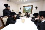 הנהלת כולל שומרי החומות בבית הגה"צ אב"ד סאטמאר וויליאמסבורג שליט"א לקראת דינער השנתי