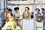 פולע גאלעריע פון די הדלקה בחצר הקודש תולדות אהרן