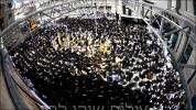 פולע גאלעריע פון די הדלקה בחצר הקודש תולדות אהרן