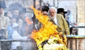 פולע גאלעריע פון די הדלקה בחצר הקודש תולדות אהרן