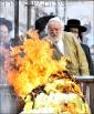 פולע גאלעריע פון די הדלקה בחצר הקודש תולדות אהרן
