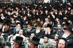 פולע גאלעריע פון די הדלקה אין בית וויזניץ בראשות כ"ק אדמו"ר מוויזניץ שליט"א 