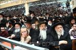 פולע גאלעריע פון די הדלקה אין בית וויזניץ בראשות כ"ק אדמו"ר מוויזניץ שליט"א 