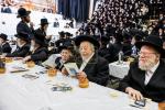 גרויסארטיגע מעמד סיום כתיבת ספר תורה פון כ"ק אדמו"ר מסאטמאר שליט"א בשילוב מיטן שלחן הטהור לרגל ל"ג בעומר 