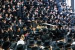 גרויסארטיגע מעמד סיום כתיבת ספר תורה פון כ"ק אדמו"ר מסאטמאר שליט"א בשילוב מיטן שלחן הטהור לרגל ל"ג בעומר 