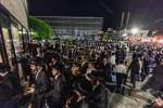 גרויסארטיגע מעמד סיום כתיבת ספר תורה פון כ"ק אדמו"ר מסאטמאר שליט"א בשילוב מיטן שלחן הטהור לרגל ל"ג בעומר 