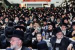 גרויסארטיגע מעמד סיום כתיבת ספר תורה פון כ"ק אדמו"ר מסאטמאר שליט"א בשילוב מיטן שלחן הטהור לרגל ל"ג בעומר 