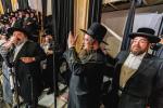 גרויסארטיגע מעמד סיום כתיבת ספר תורה פון כ"ק אדמו"ר מסאטמאר שליט"א בשילוב מיטן שלחן הטהור לרגל ל"ג בעומר 