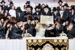 גרויסארטיגע מעמד סיום כתיבת ספר תורה פון כ"ק אדמו"ר מסאטמאר שליט"א בשילוב מיטן שלחן הטהור לרגל ל"ג בעומר 