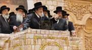 פייערדיגע הדלקה דורך בחצר הקודש וויזניץ 