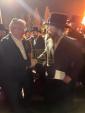 ווארימע אויפנאמע פאר סענעטאר ביל וועבער ביי די ל"ג בעומר הדלקות פון קהלות קדושות ראדאשיץ, דזיקוב מעליץ, באיאן, און פארשעי.