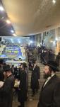 אסאך פרישע בילדער און ווידיאוס - 4 אזייגער נאכמיטאג ניו יארק - 11 ביינאכט ארץ ישראל 