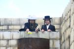 הערליכע גאלעריע פון אידישע קינדער בצל רשב"י אין מירון 