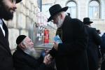 הערליכע גאלעריע פון אידישע קינדער בצל רשב"י אין מירון 