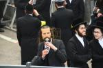 הערליכע גאלעריע פון אידישע קינדער בצל רשב"י אין מירון 
