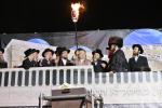 הערליכע גאלעריע: הדלקה בצל הרה"ק רבי יעקב מאיר שעכטער שליט"א אין ירושלים 