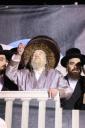 הערליכע גאלעריע: הדלקה בצל הרה"ק רבי יעקב מאיר שעכטער שליט"א אין ירושלים 