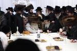 פולע גאלערי: אדמו"רים ורבנים ביים אריינשרייבן א אות אינעם ספר תורה פון כ"ק אדמו"ר מסאטמאר שליט"א 
