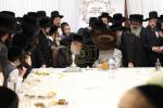 פולע גאלערי: אדמו"רים ורבנים ביים אריינשרייבן א אות אינעם ספר תורה פון כ"ק אדמו"ר מסאטמאר שליט"א 
