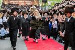 היסטארישע הכנסת ספר תורה דורך כ"ק אדמו"ר מסאטמאר שליט"א ל"ג בעומר תשפ"ו