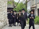 כ"ק אדמו"ר מקאזמיר שליט"א באזוכט קאזמירער שטעטל אין פולין