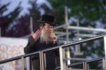   מעמד הדלקה רבתי בהשתתפות אלופי אלפי תושבי לונדון בעת נעילת ל"ג בעומר בראשת המשפיע הרה"צ רבי שמואל שמעלקא בידערמאן שליט"א
