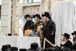 פולע גאלערי: תפילת שחרית און מעמד צאתכם לשלום פאר כ"ק אדמו"ר מסאטמאר שליט"א אויף וועג צו מקומות הקדושים אין אייראפע