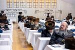 ערב שבת ביי כ"ק אדמו"ר מסאטמאר שליט"א - מעמד כתיבת ספר תורה נכתב ע"י הקהלה בקרית יואל