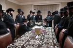 כ"ק אדמו"ר מקרעטשניף סיגעט וומ"ס שליט"א באזוכט ביי האדמו"ר מסאטמאר שליט"א 