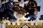 מעמד סיום כתיבת האותיות ערב שבת קודש  - מעמד זיכוי הפת פאר עירובי חצרות, און הדלקת נרות דורך כ"ק אדמו"ר מסאטמאר שליט"א