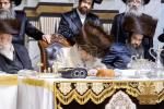 מעמד סיום כתיבת האותיות ערב שבת קודש  - מעמד זיכוי הפת פאר עירובי חצרות, און הדלקת נרות דורך כ"ק אדמו"ר מסאטמאר שליט"א