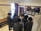 הערליכע בילדער פון די נסיעה פון כ"ק אדמו"ר מסאטמאר שליט"א "בוני המלוכה" קיין אייראפע 