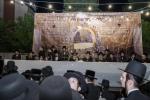 הדלקה בבית המדרש הגדול סאטמאר מאנטשעסטער בראשות הגה"צ אב"ד ור"מ סאטמאר מאנטשעסטער שליט"א ורבני מאנטשעסטער 