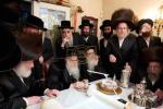 הכנסת ספר תורה צו ביהמ"ד הגדול צאנז קלויזענבורג אין בארא פארק דורך הרב מרדכי אהרן גאמבא