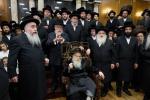 הכנסת ספר תורה צו ביהמ"ד הגדול צאנז קלויזענבורג אין בארא פארק דורך הרב מרדכי אהרן גאמבא