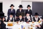 עריכת השולחן לכבוד יומא דהילולא של הגה"ק בעל שערי הישר מליסקא זי"ע בראשית נכדיו כ"ק האדמורי"ם מליסקא ומהיבנוב שליט"א