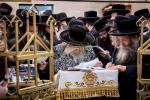 כ"ק אדמו"ר מסאטמאר שליט"א ביים ציון הקדוש אין ליזענסק