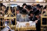 כ"ק אדמו"ר מסאטמאר שליט"א ביים ציון הקדוש אין ליזענסק