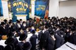  מסיבת תנאים ביי אן אייניקל פון כ"ק אדמו"ר מבאבוב שליט"א בת אצל חתנו דומ"צ באבוב מאנסי עם בן אב"ד באבוב מונטריאל בן דומ"צ באבוב חתן אבד"ק דזבוי