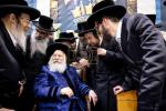 Main image for  מסיבת תנאים ביי אן אייניקל פון כ"ק אדמו"ר מבאבוב שליט"א בת אצל חתנו דומ"צ באבוב מאנסי עם בן אב"ד באבוב מונטריאל בן דומ"צ באבוב חתן אבד"ק דזבוי