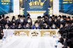  מסיבת תנאים ביי אן אייניקל פון כ"ק אדמו"ר מבאבוב שליט"א בת אצל חתנו דומ"צ באבוב מאנסי עם בן אב"ד באבוב מונטריאל בן דומ"צ באבוב חתן אבד"ק דזבוי