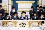  מסיבת תנאים ביי אן אייניקל פון כ"ק אדמו"ר מבאבוב שליט"א בת אצל חתנו דומ"צ באבוב מאנסי עם בן אב"ד באבוב מונטריאל בן דומ"צ באבוב חתן אבד"ק דזבוי