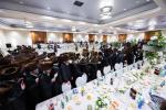 מוצאי שבת בוני המלוכה בצל כ"ק אדמו"ר מסאטמאר שליט"א 